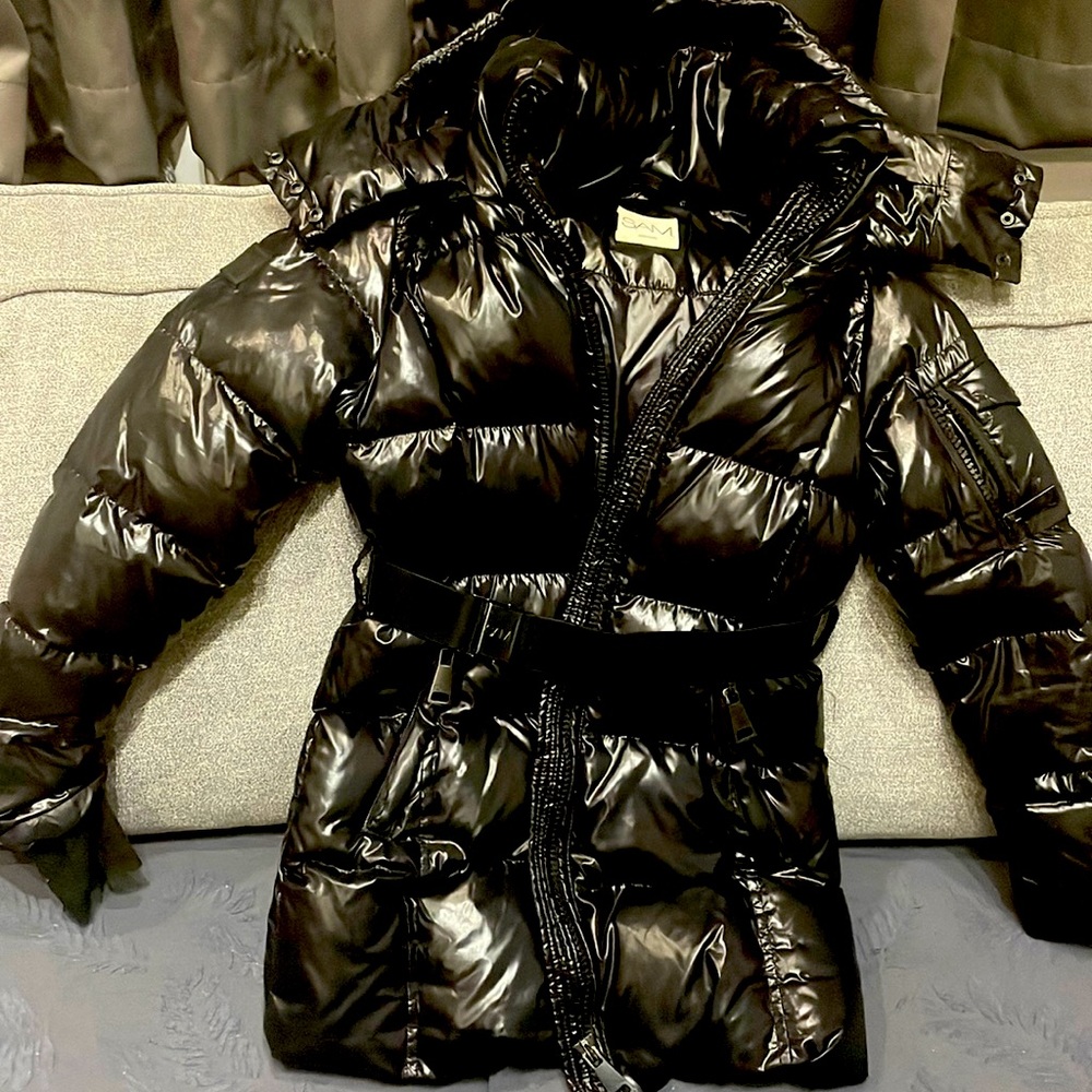 It went for 2 winter child should wear up to a size 12 not a big 14